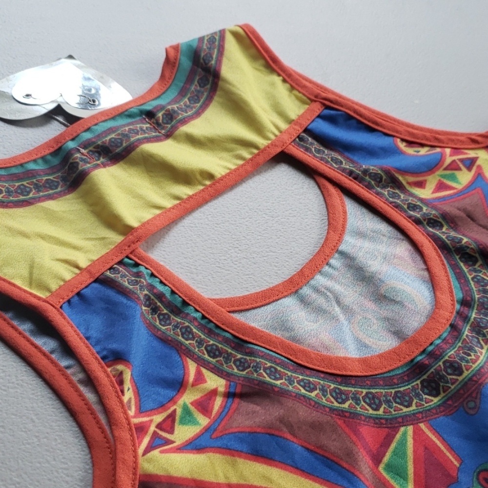 CACTUS ☆ Sleeveless Colorful Top, Small Open Back - Picture 5 of 7